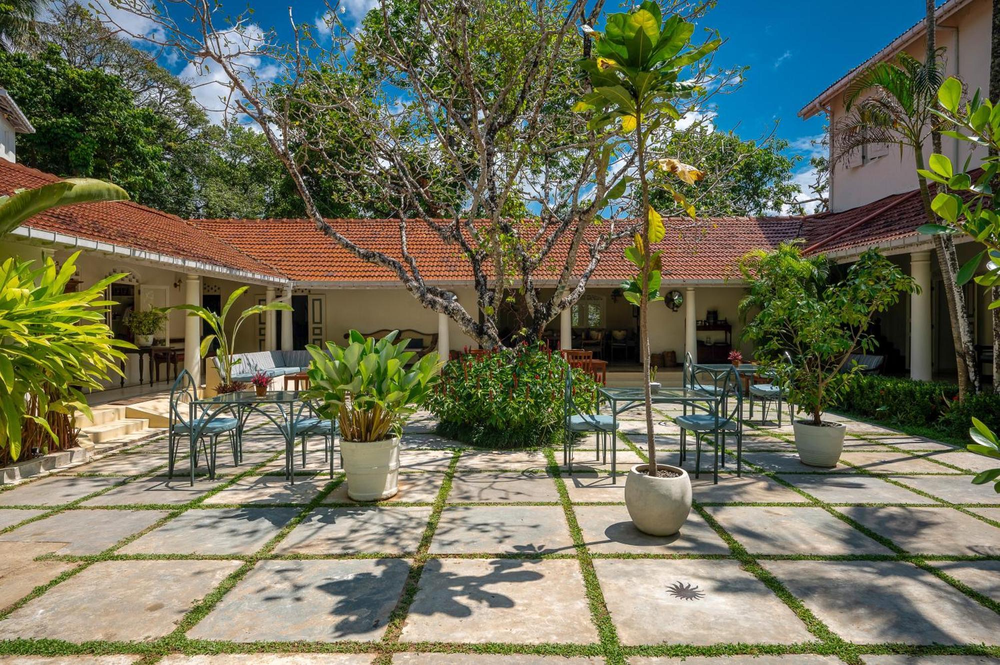 The Sun House Hotel Galle Exterior photo