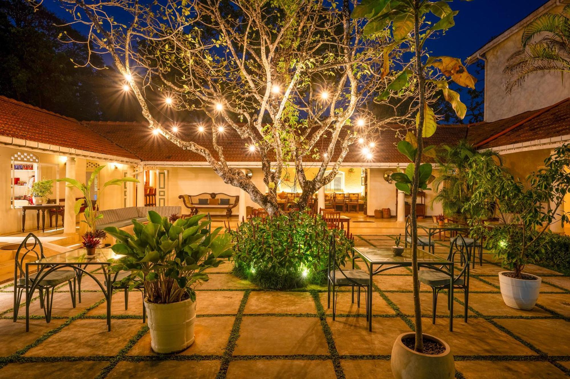 The Sun House Hotel Galle Exterior photo